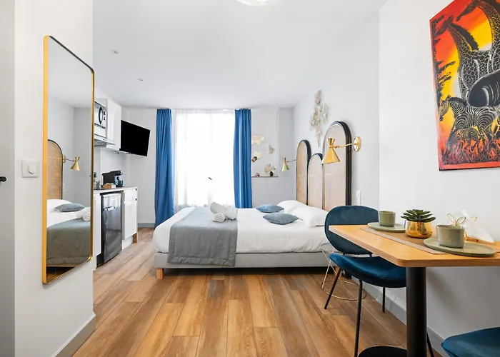 App-art Aparthotel 4*